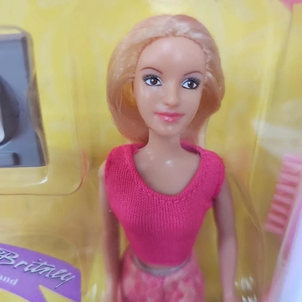 Y2K NIB Britney Spears 2001 Play Along Pink Top Pink Snakeprint Pants Doll 1792